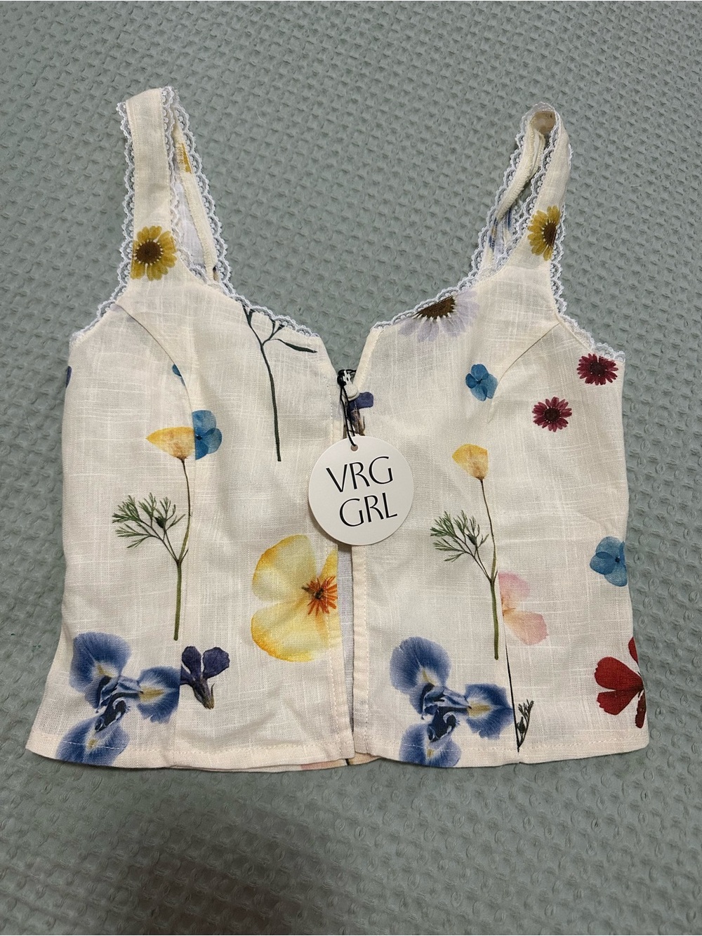 VRG GRL White Floral Lace-Trim Cropped Camisole